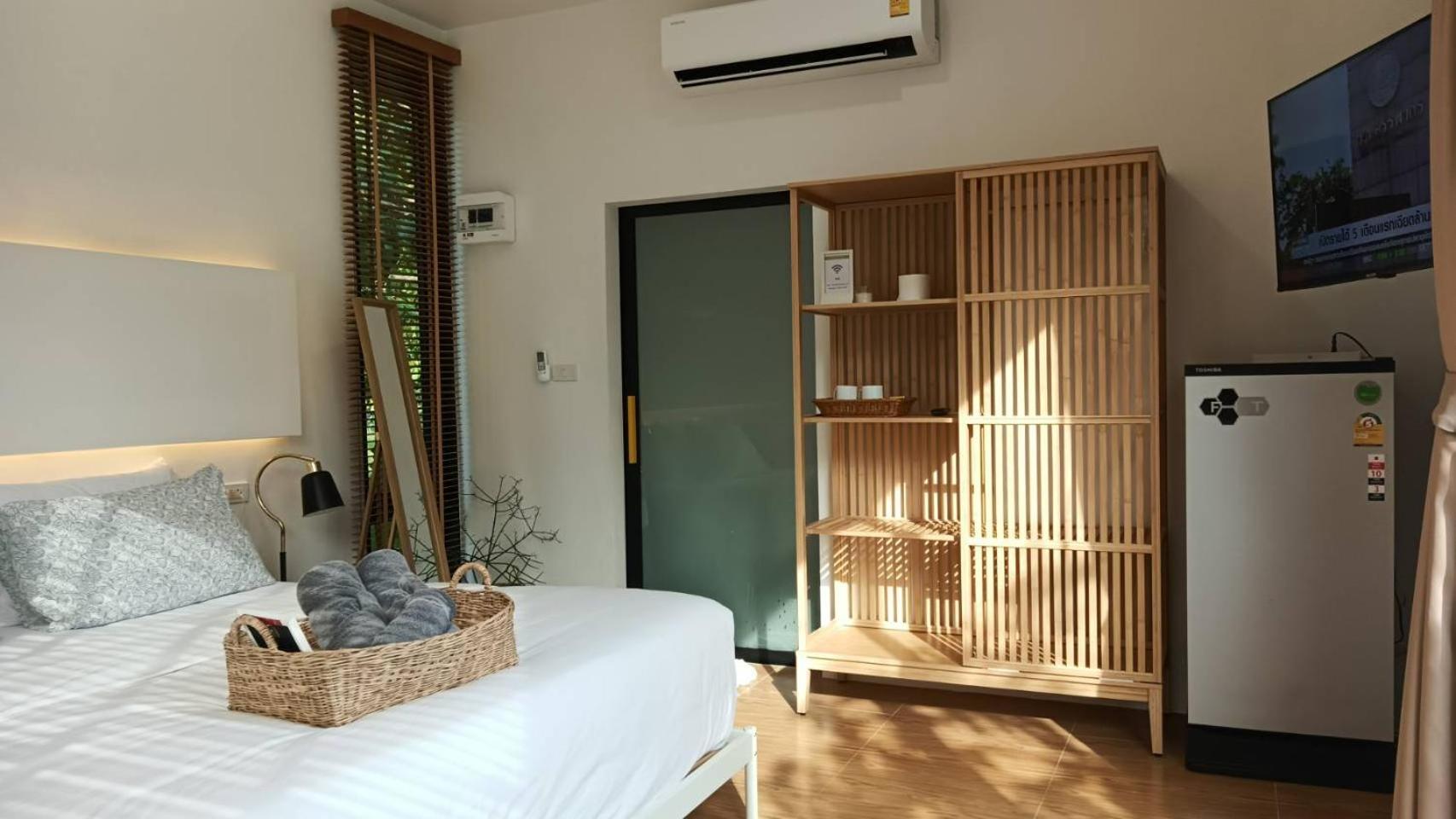 The Box Promkiri Apartment Накхон Си Тамарат Екстериор снимка