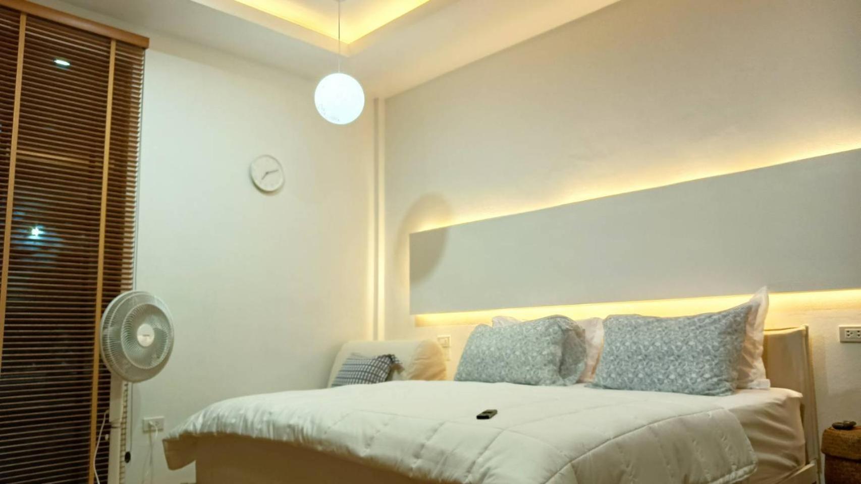 The Box Promkiri Apartment Накхон Си Тамарат Екстериор снимка